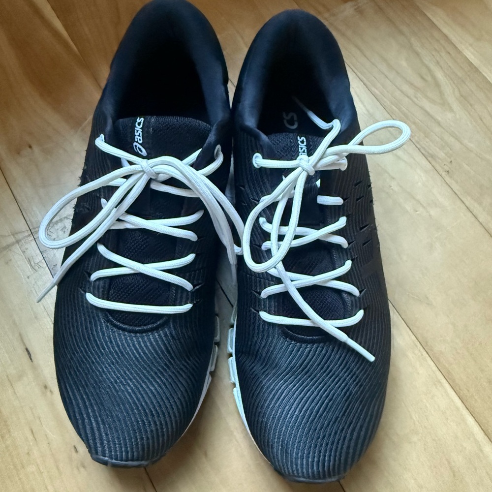 ASICS Sneakers